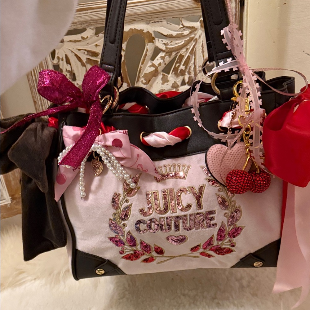 Exclusive Juicy Couture Pink and Brown Embellished with lots of cuteness Tote🩷 - Picture 7 of 12